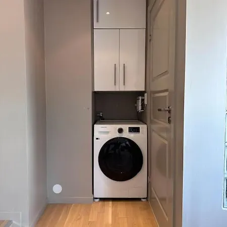 Apartment Walking Distance To Center With Private Parking